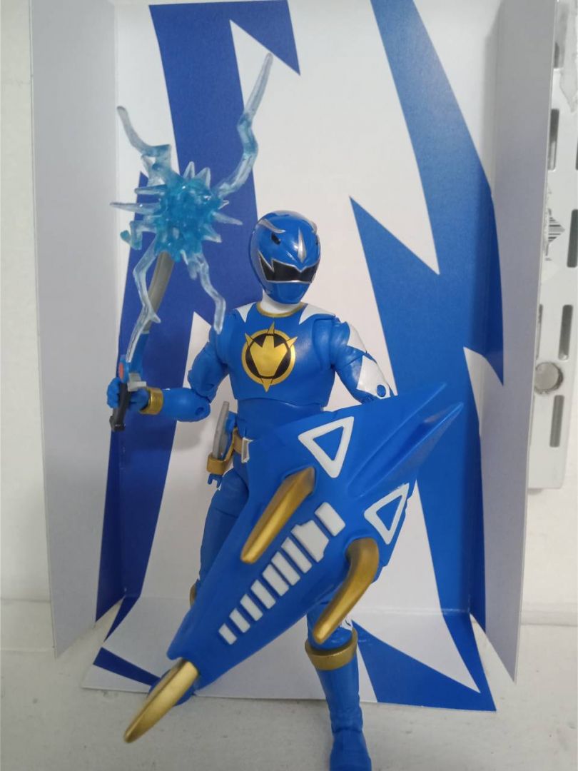 Dino Thunder Blue Ranger - Image 1