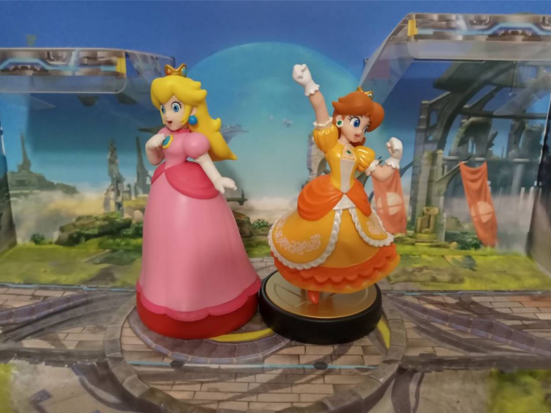 Super Princesses - Image 1