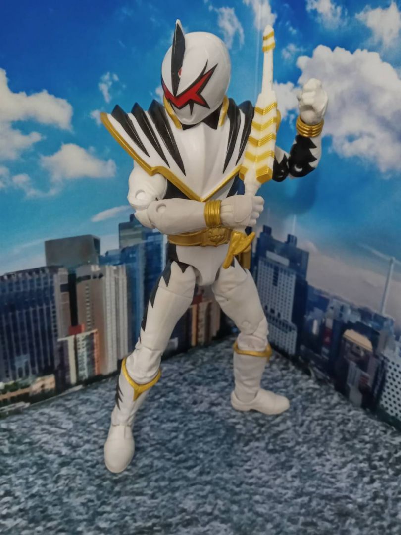 White Dino Thunder Ranger - Image 3