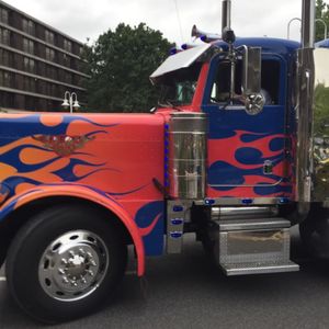 Optimus Prime (Full Scale)