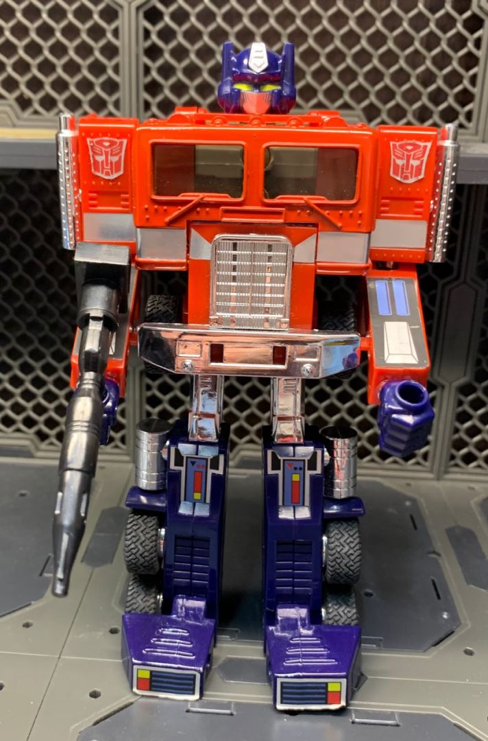 Optimus Prime  - Image 1