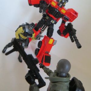 Transformers VS G.I.Joe