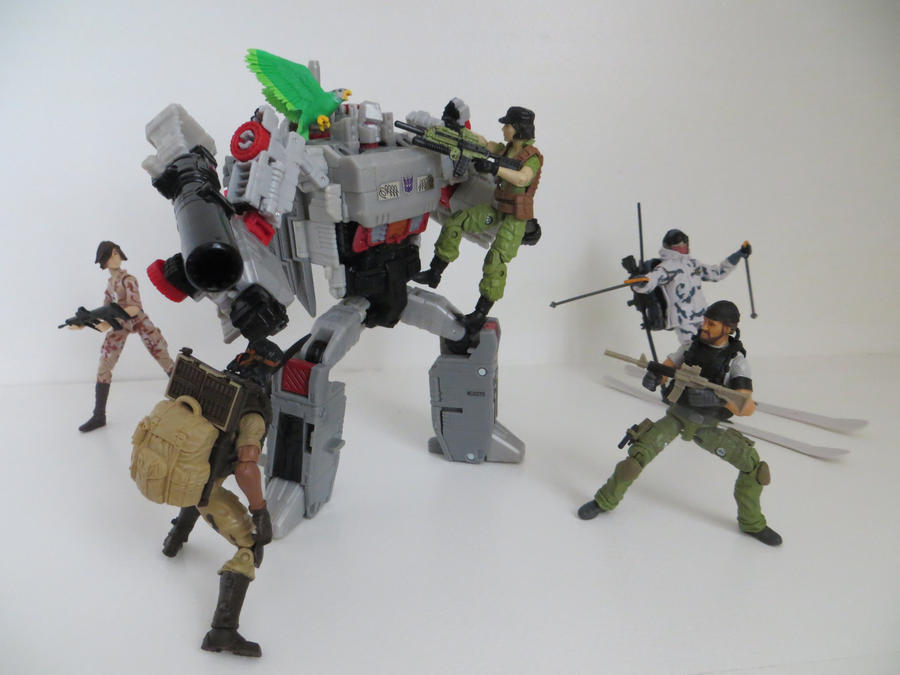 Transformers VS G.I.Joe - Image 6