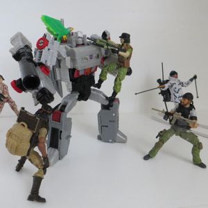 Transformers VS G.I.Joe