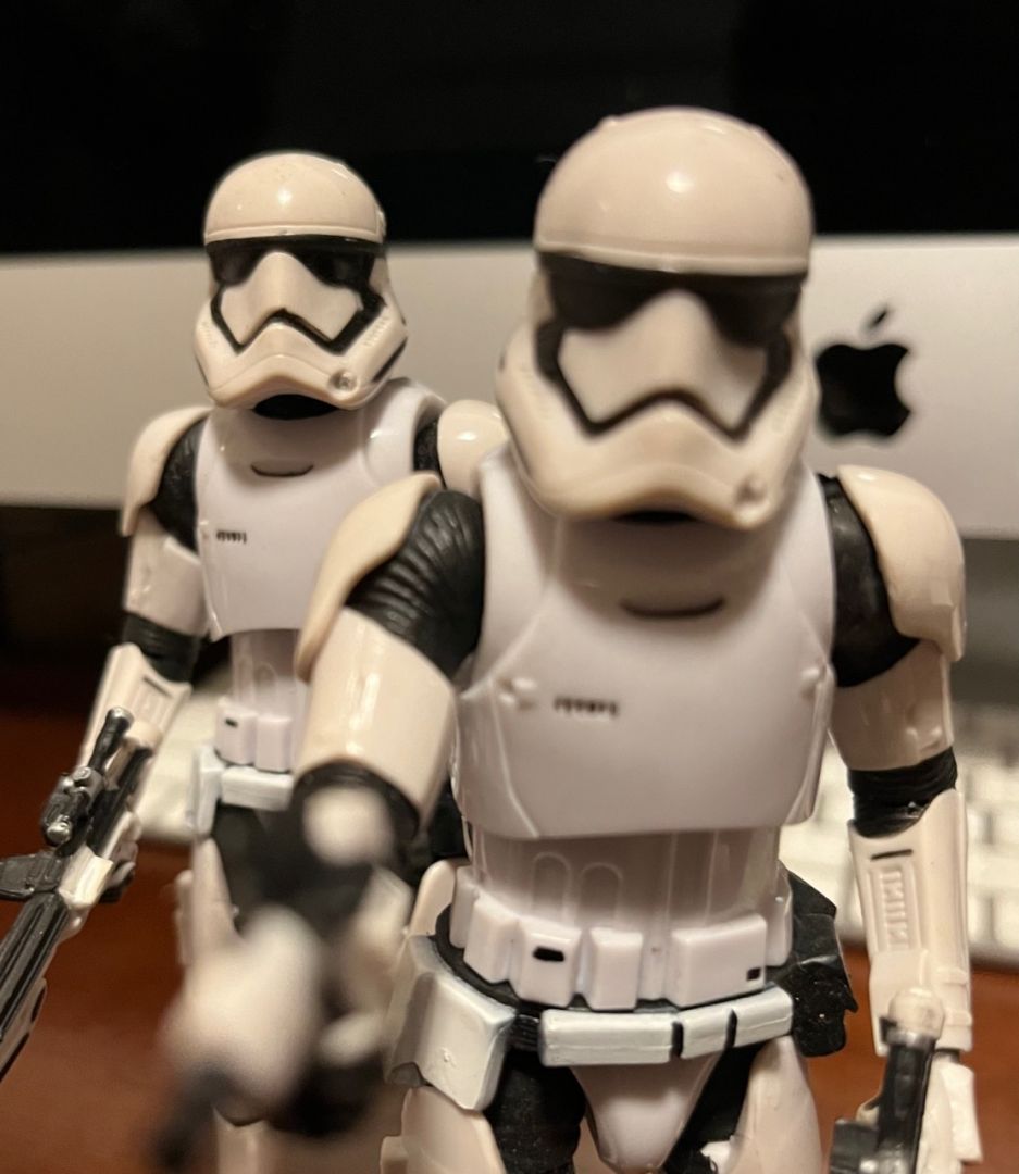 Fist Order Stormtrooper (x2) - Image 2