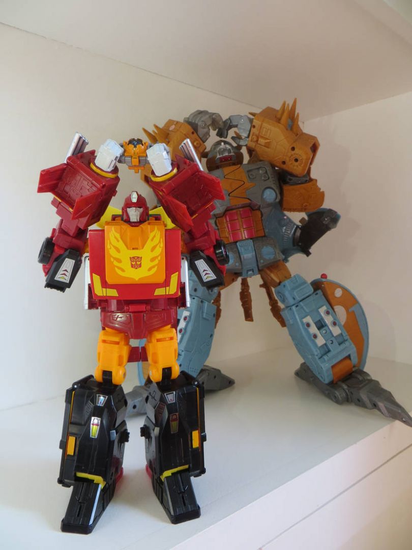 Unicron - Image 5