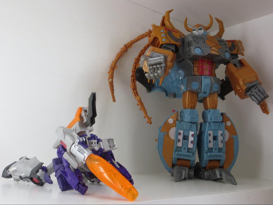 Unicron - Image 4