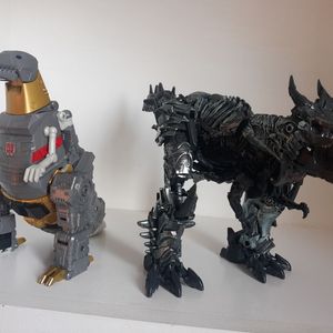 Buzzworthy Grmlock