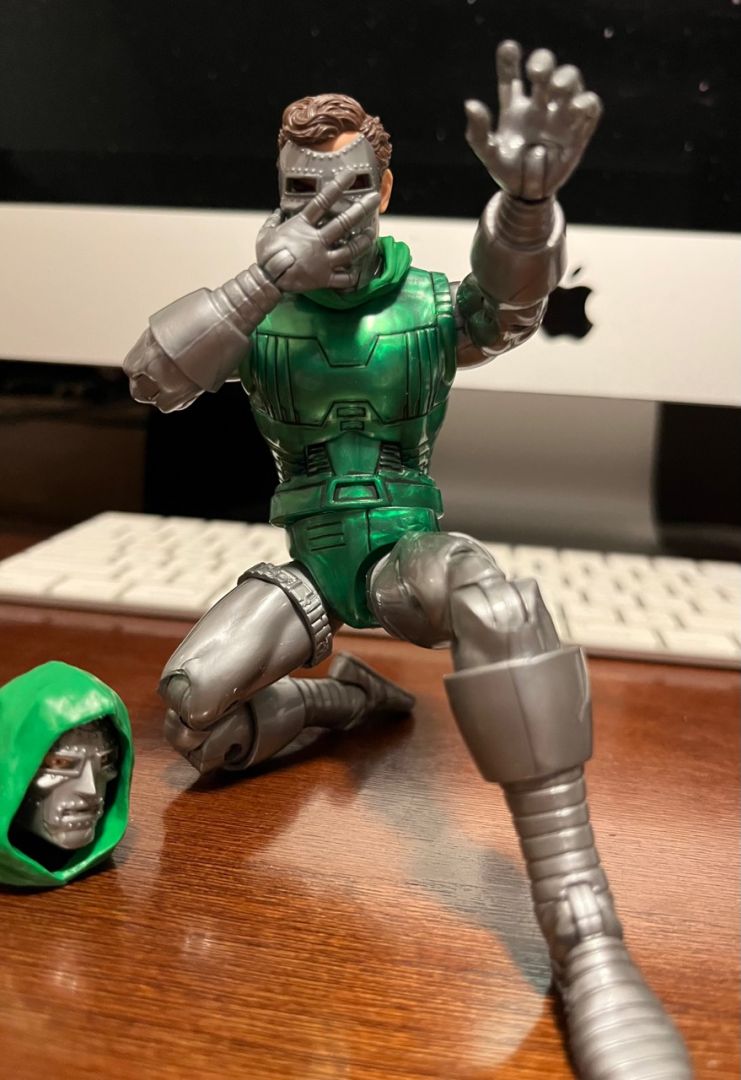 Doctor Doom (Secret Wars) - Image 1