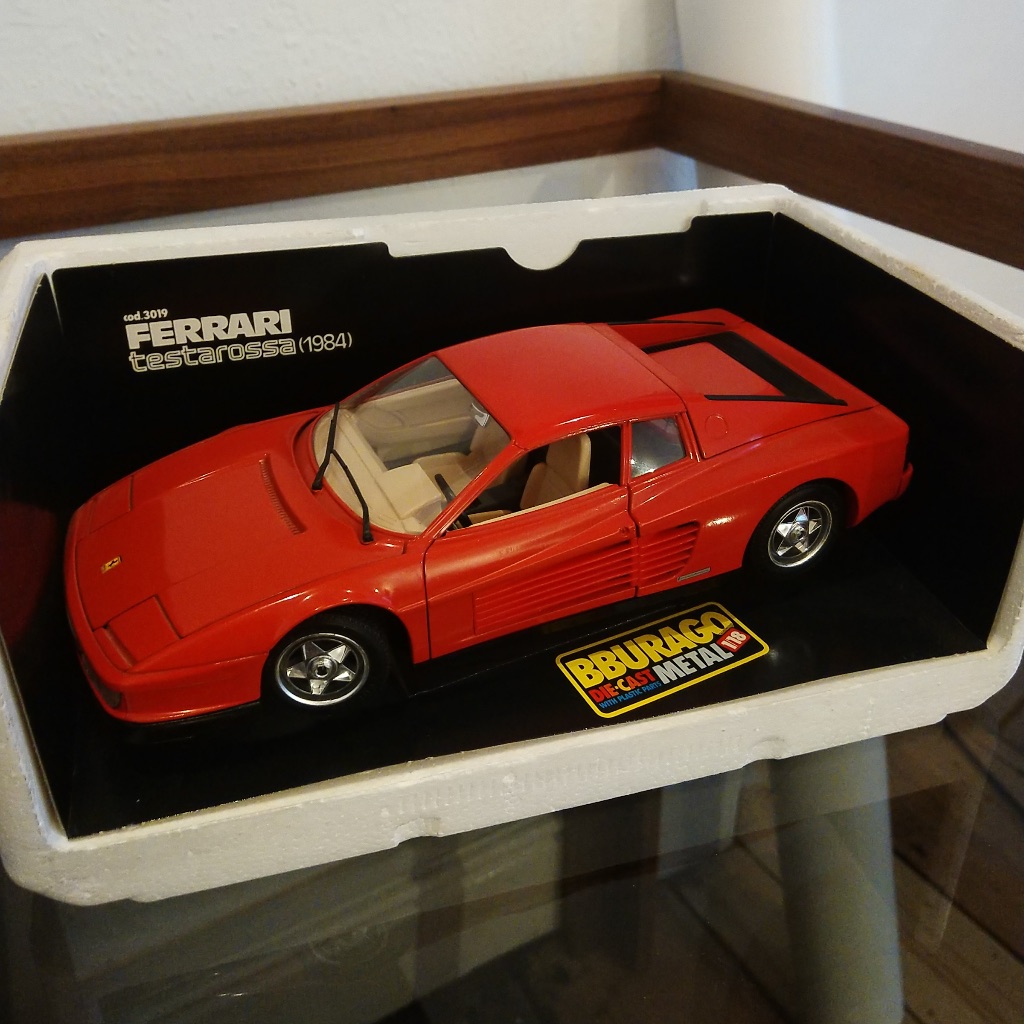 bburago testarossa