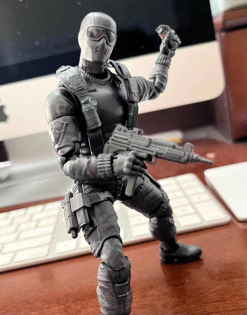 Snake Eyes - Image 2