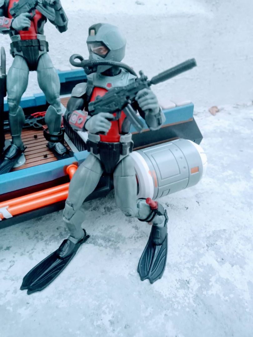 Classified Cobra Eels - Image 5