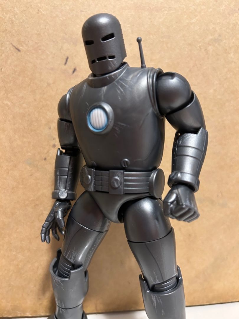 IRON MAN (MODEL 01) - Image 1