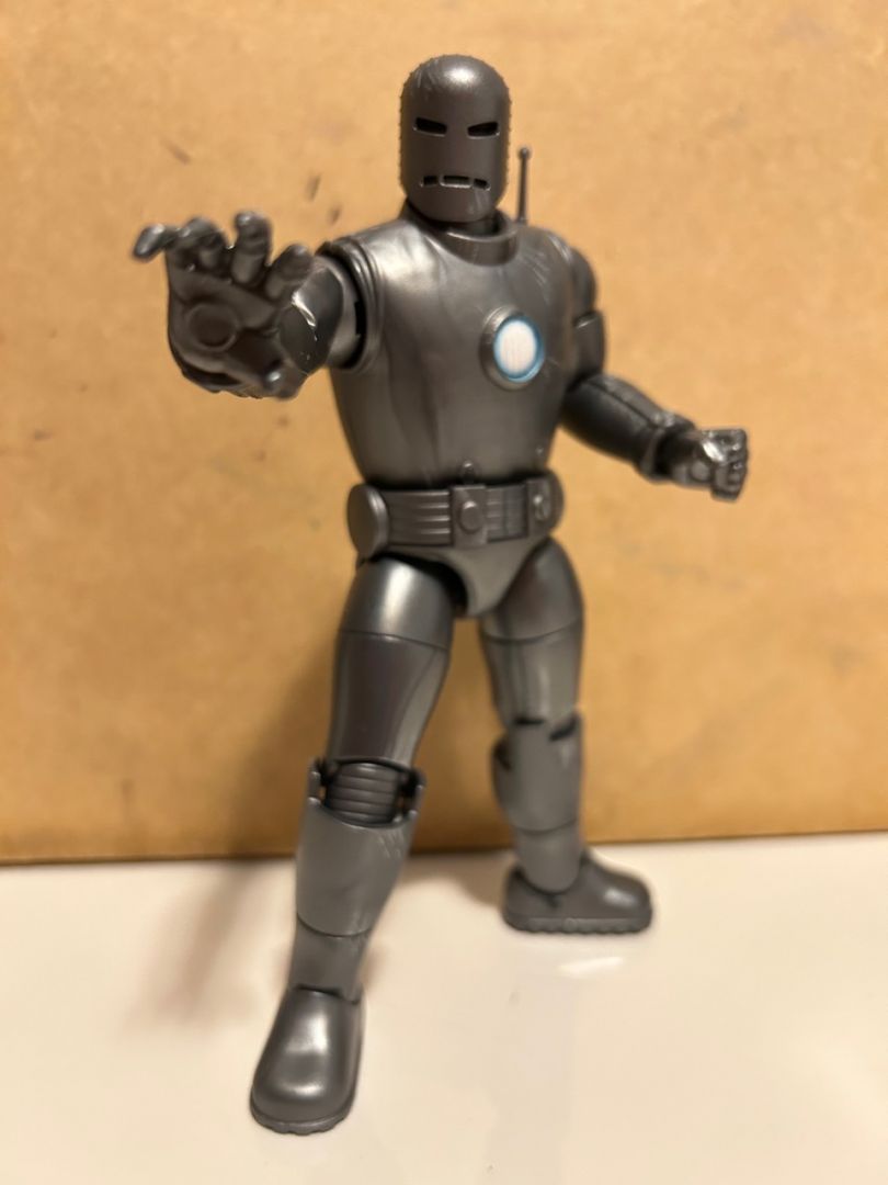 IRON MAN (MODEL 01) - Image 2