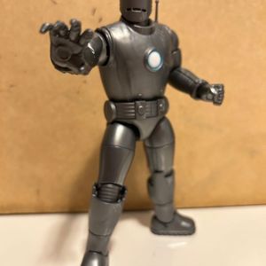 IRON MAN (MODEL 01)