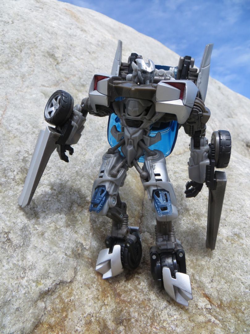 Mountain Bots - Image 2