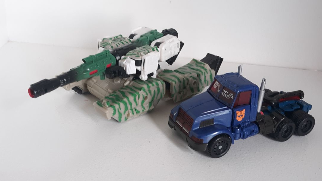 Combat Hero Optimus Prime - Image 7