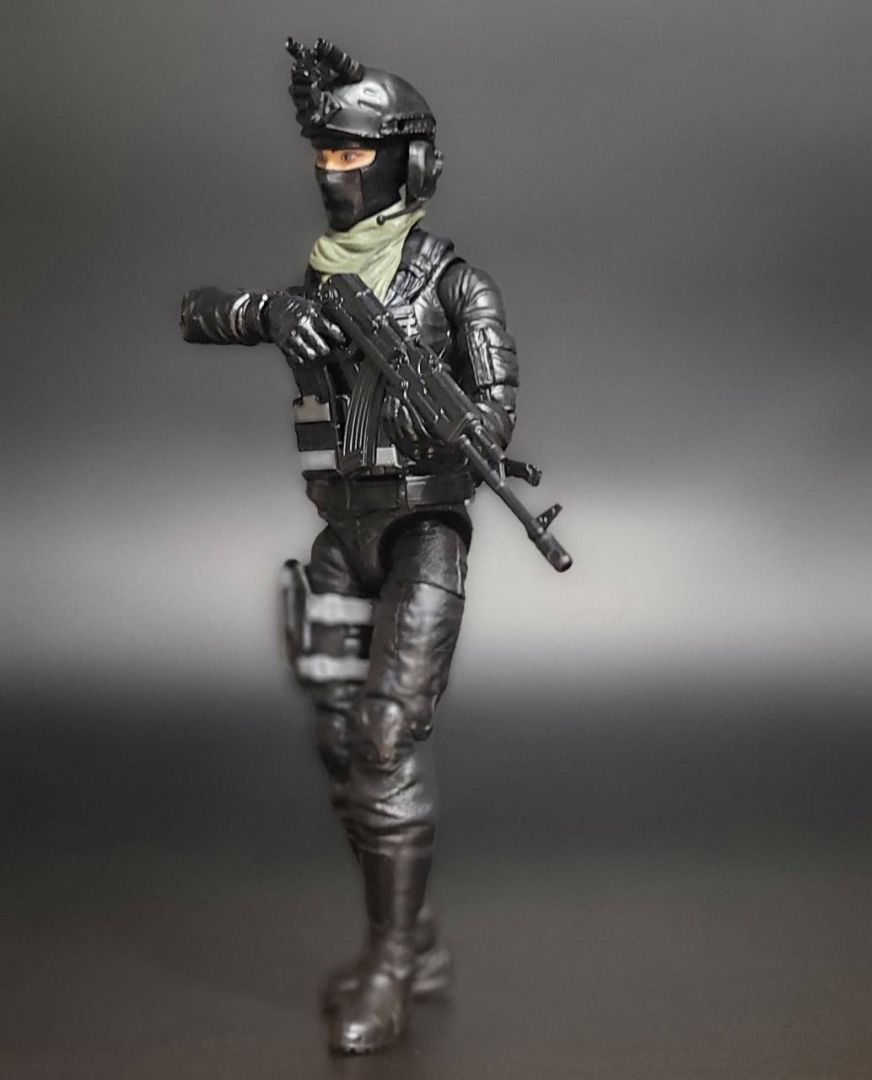 Female Special Ops Trooper - Image 1