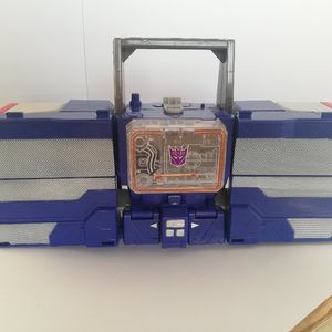 Soundwave titans return