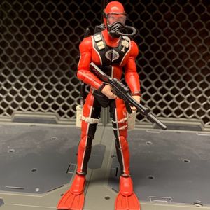 Cobra Diver