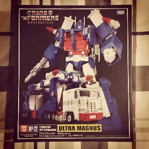 Transformers Masterpiece MP-22 Ultra Magnus