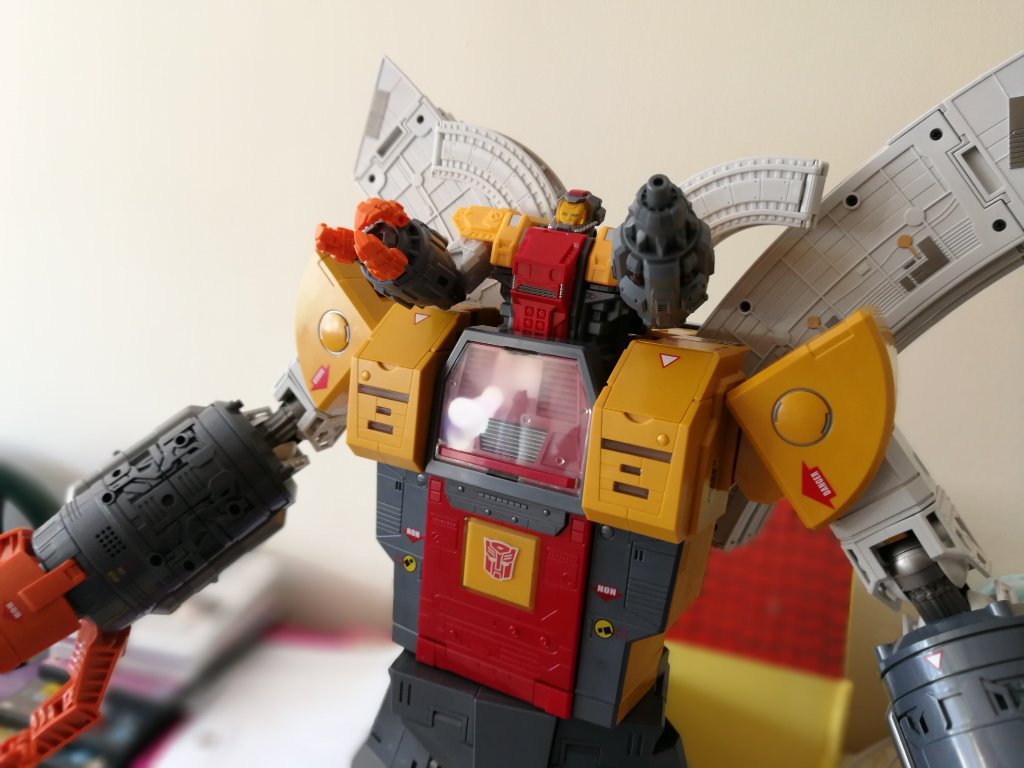 Omega Supreme battle suit!  - Image 2
