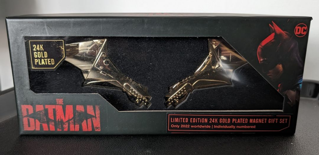 The Batman: 24K Gold Plated Replica Chest Emblem - Image 1