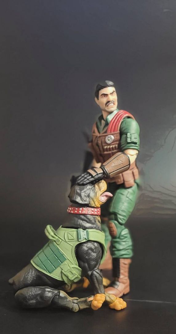 Mutt & Junkyard - Image 7