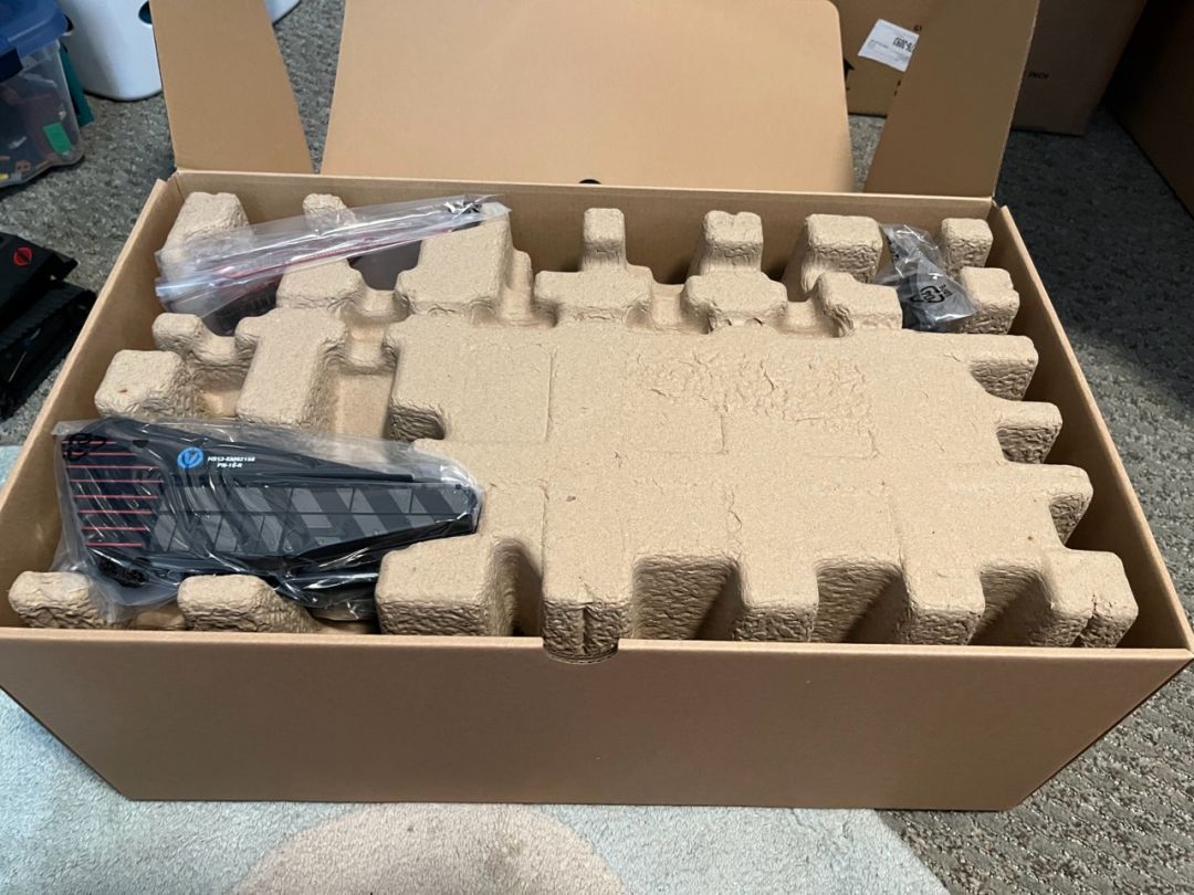 HasLab Cobra H.I.S.S. Tank - Image 8