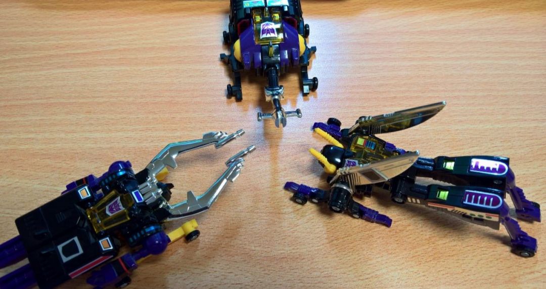 Commemorative Edition - Insecticons - Image 2