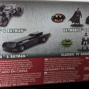 Batman and Batmobile 89 (1:32 scale)