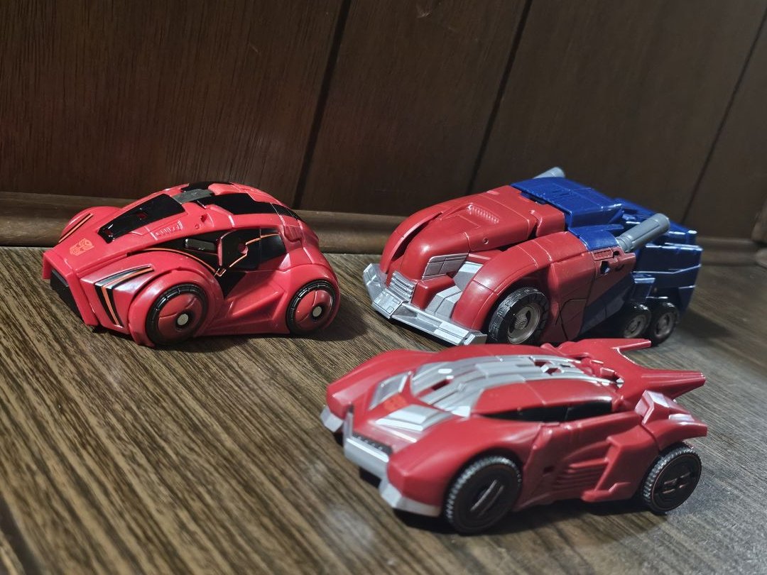 Gamer Sideswipe - Image 5