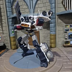 Luner Cruiser Prime