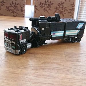 Transformers Nemesis Prime w/ TFNation wristband 