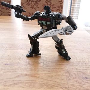 Transformers Nemesis Prime w/ TFNation wristband 