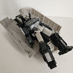 Alternate Universe Optimus Prime 