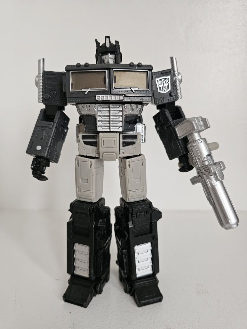 Alternate Universe Optimus Prime  - Image 2