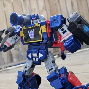 Soundwave Thunder Machine