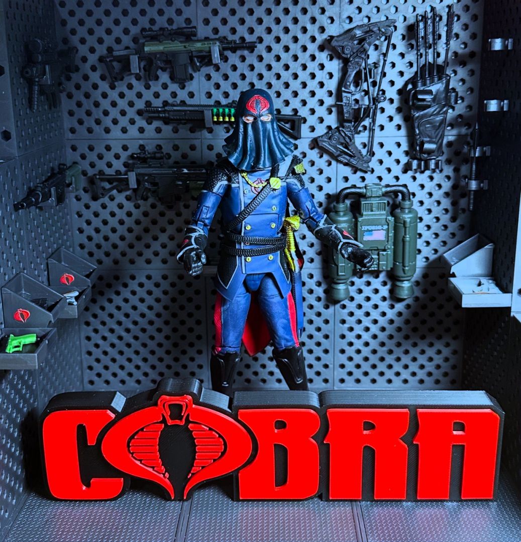 Hooded CoCo - Image 1