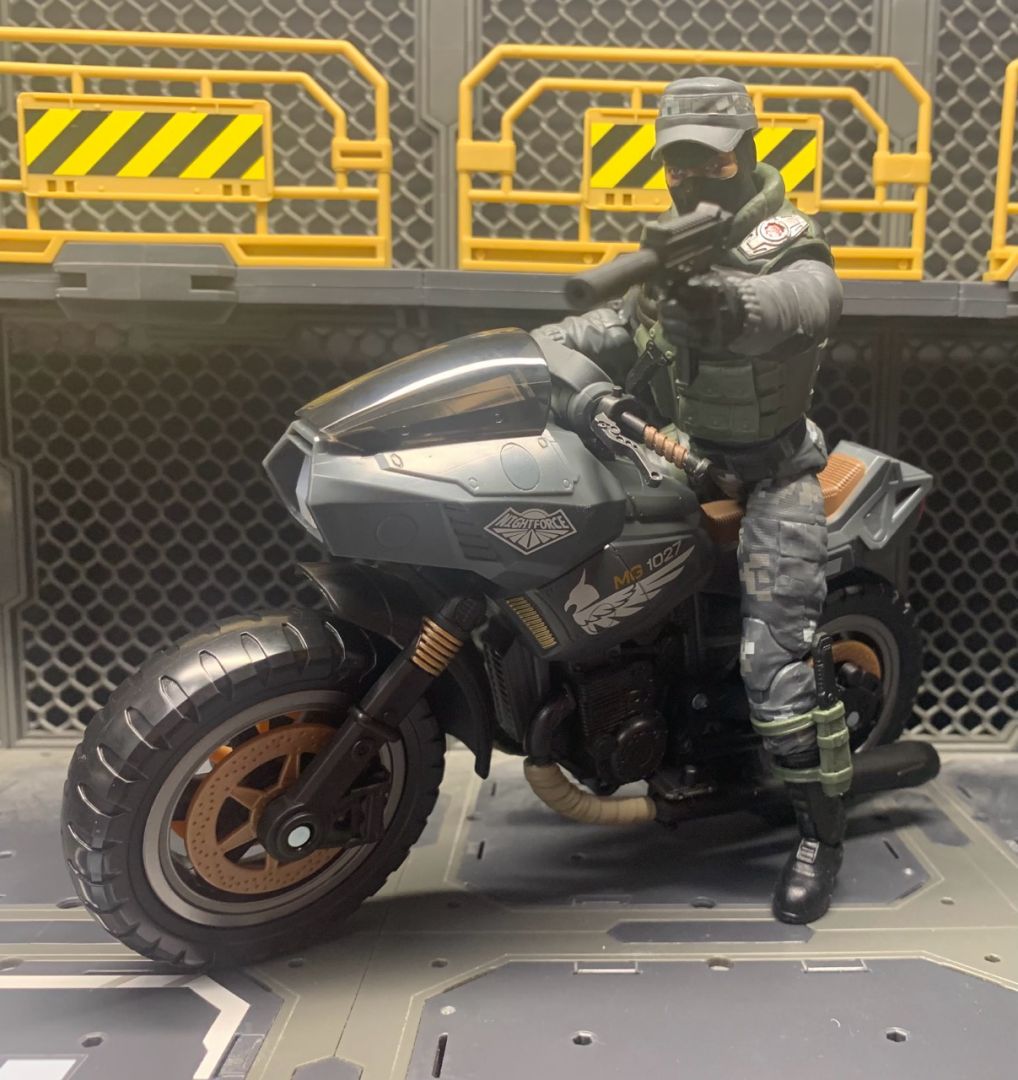Night Force Jason "Shockwave" Faria & Night Pursuit Cycle - Image 1