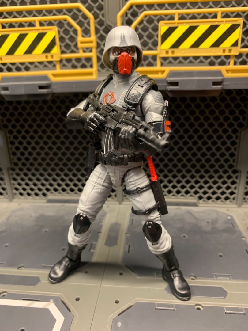 Cobra Night Attack 4-WD Stinger & Driver - Image 2
