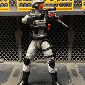 Cobra Night Attack 4-WD Stinger & Driver