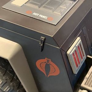 Cobra Night Attack 4-WD Stinger & Driver