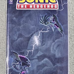 Monthly Comic Pick Ups