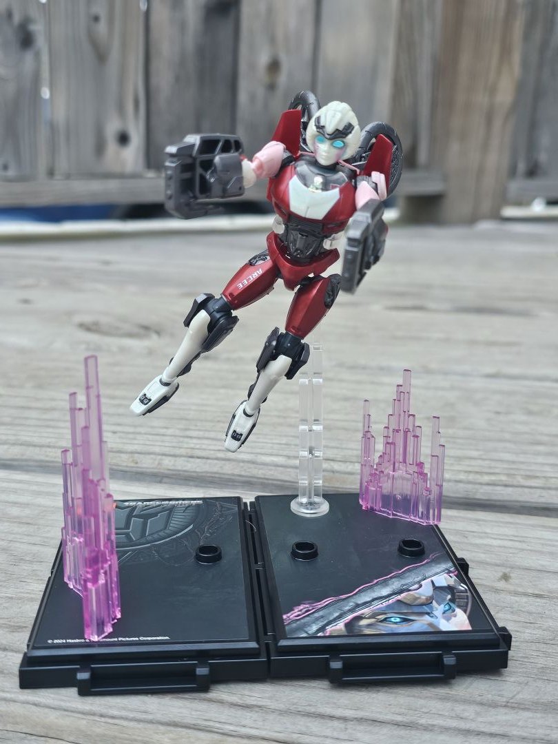 Arcee - Image 2