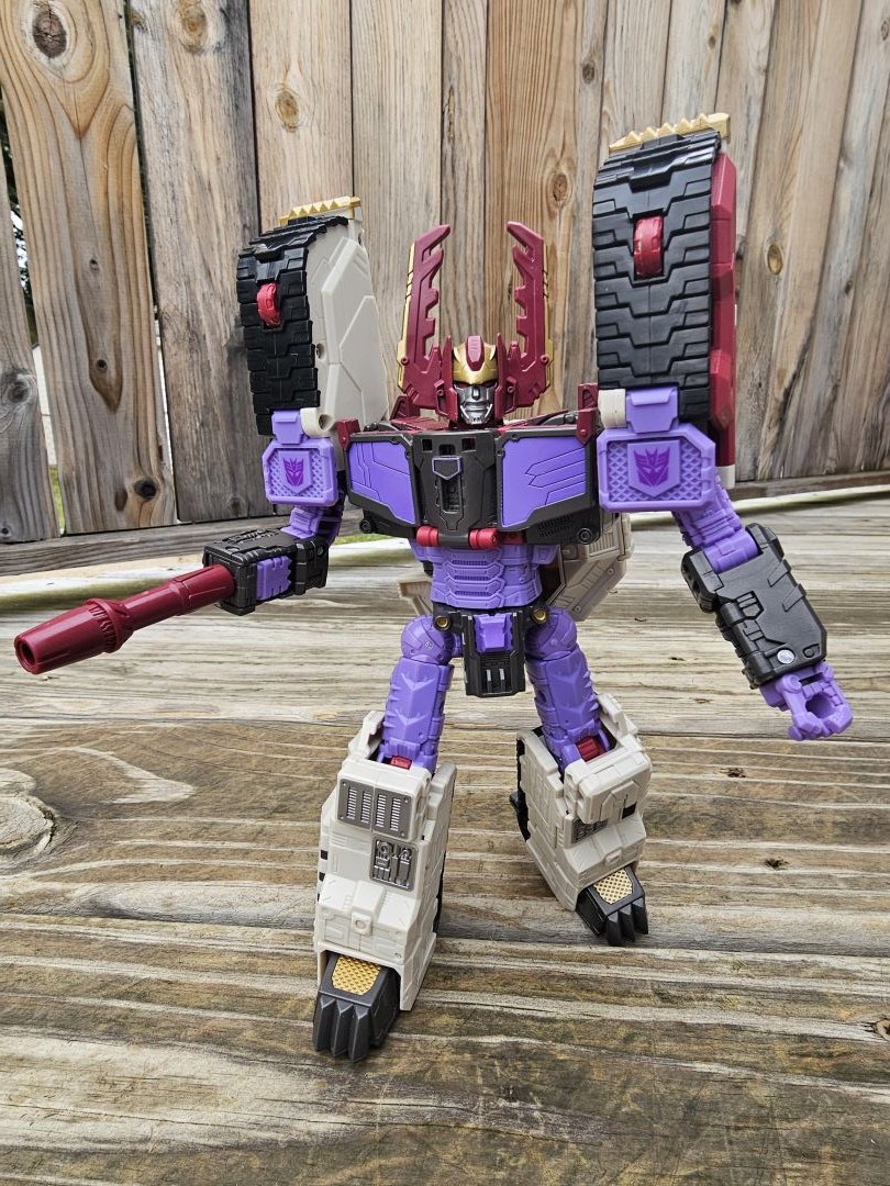 Armada Galvatron - Image 3