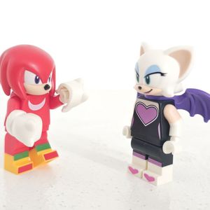 Knuckles Guardian Mech