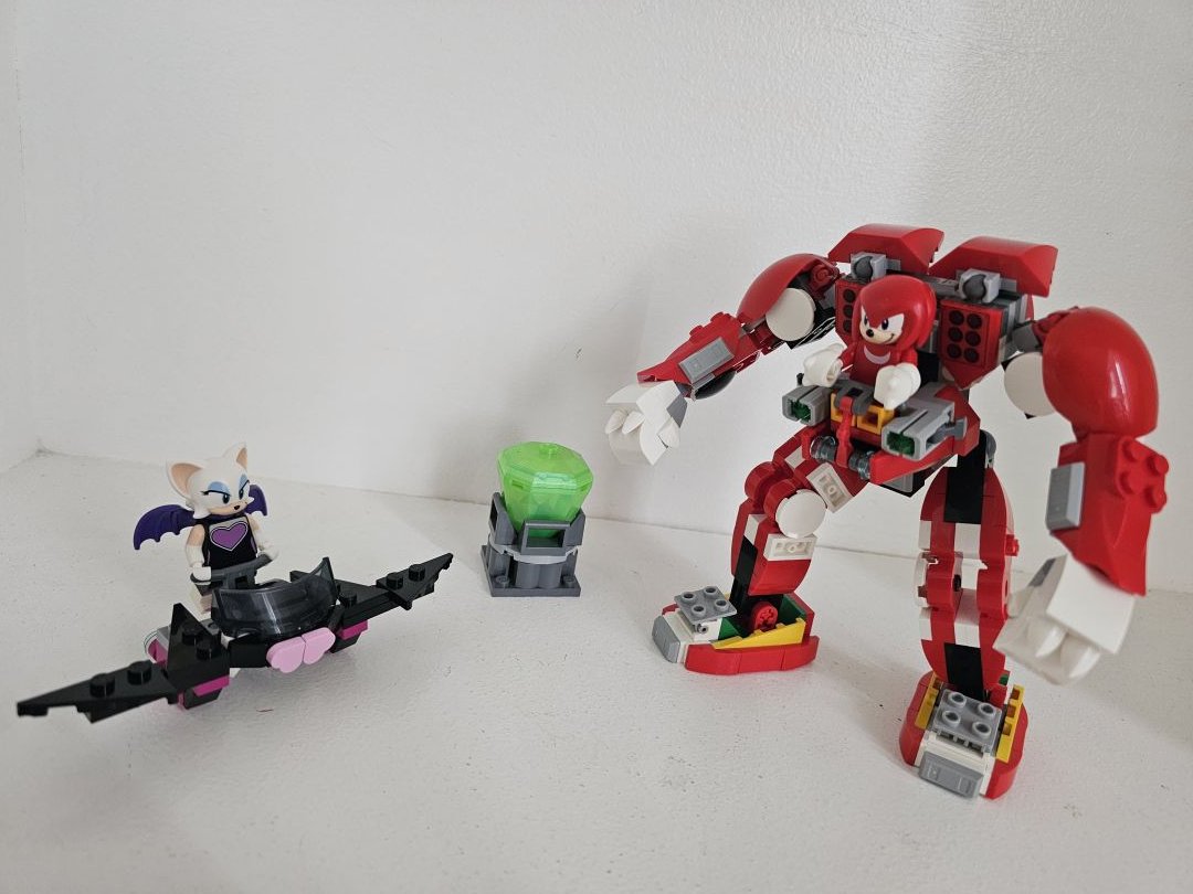 Knuckles Guardian Mech - Image 1