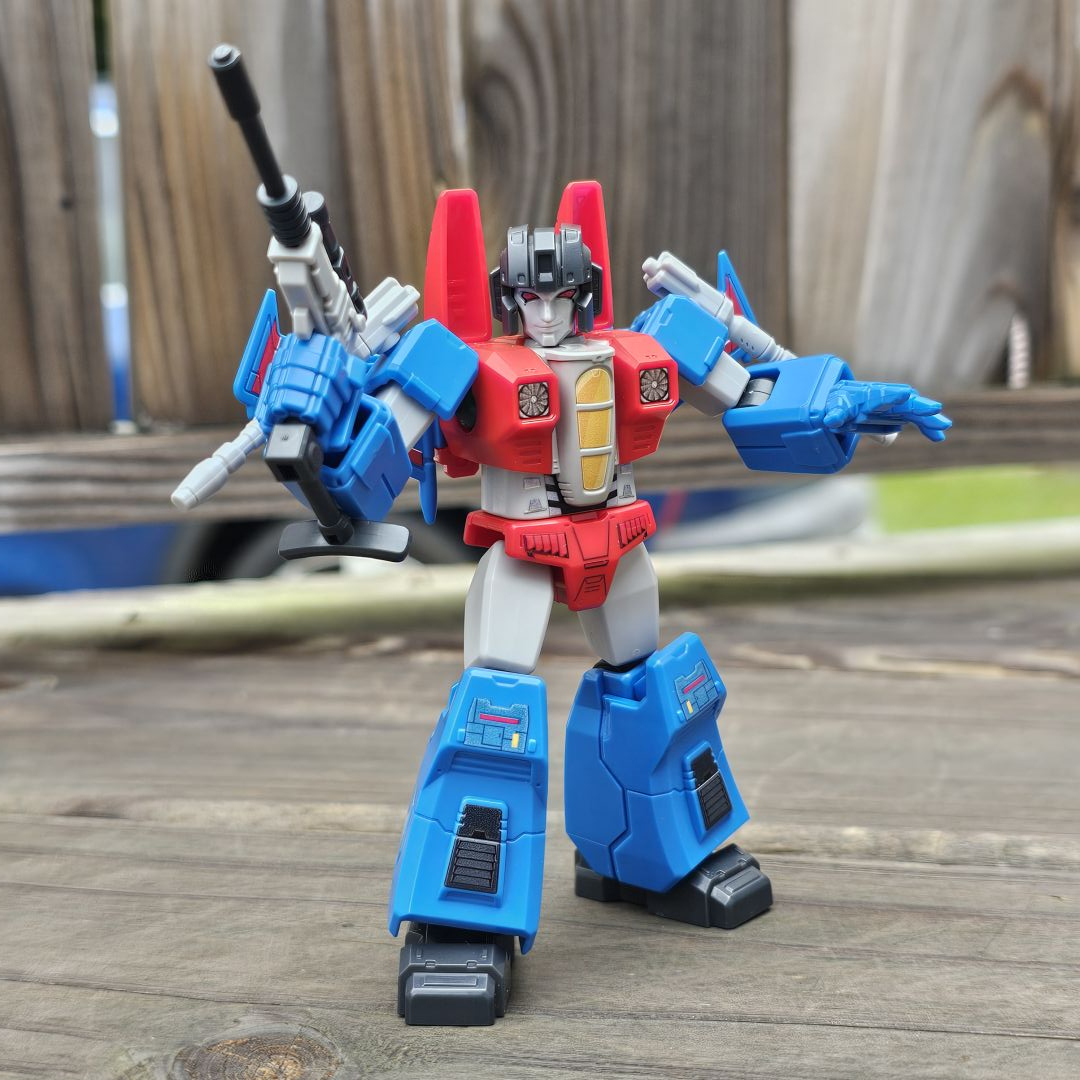 Action Master Starscream  - Image 1