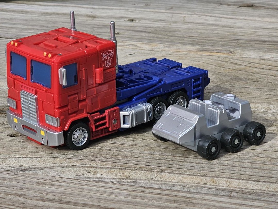 86 Optimus  - Image 13